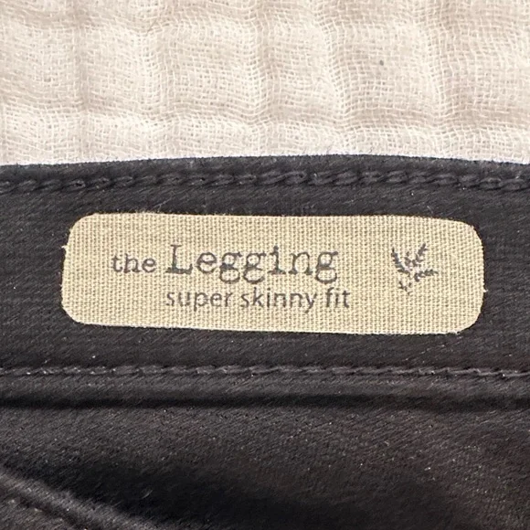 AG Adriano Goldschmied Women's Jet Black Skinny Jeans - Picture 4 of 7